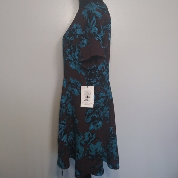 Who What Wear | Dresses | Nwt Who What Wear Floral Cut Out Shoulder ...